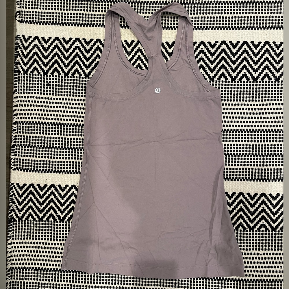 Lululemon tank